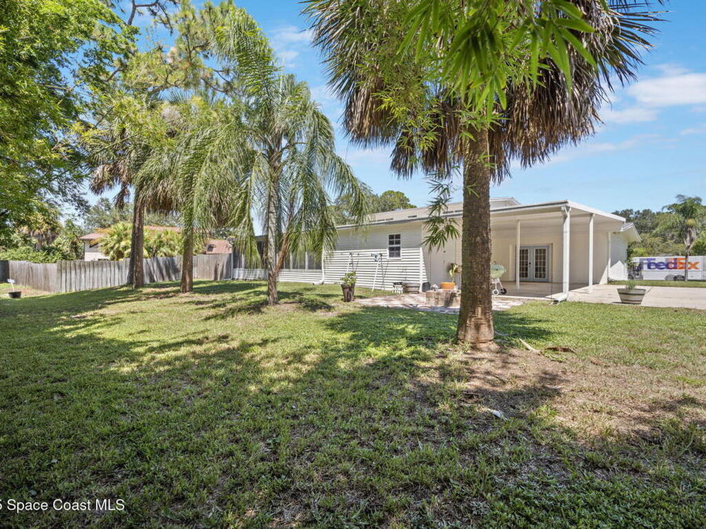 2120 Coconut Lane, Merritt Island, FL 32952