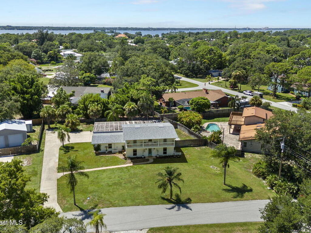 2120 Coconut Lane, Merritt Island, FL 32952
