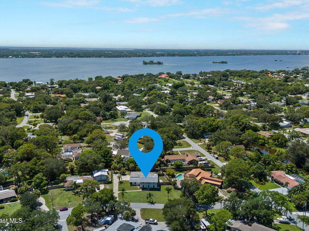 2120 Coconut Lane, Merritt Island, FL 32952