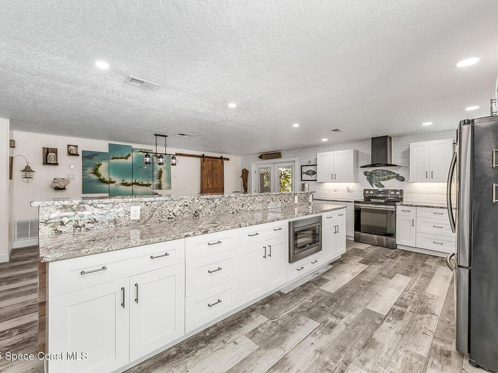 650 Grant Court, Satellite Beach, FL 32937