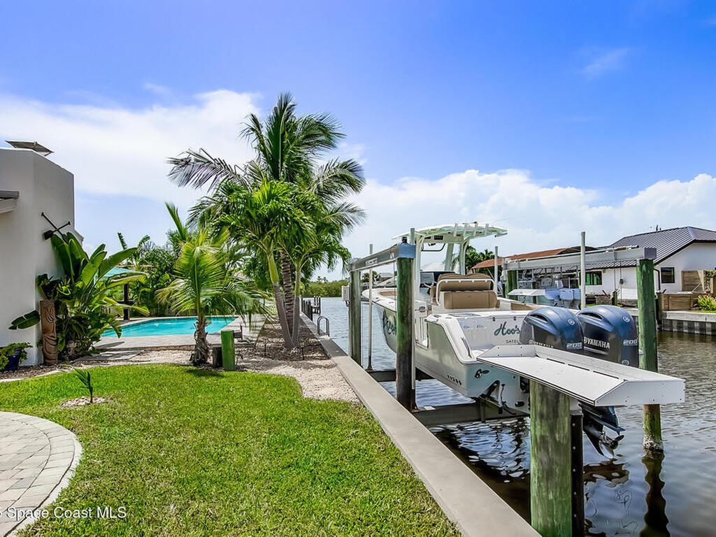 650 Grant Court, Satellite Beach, FL 32937