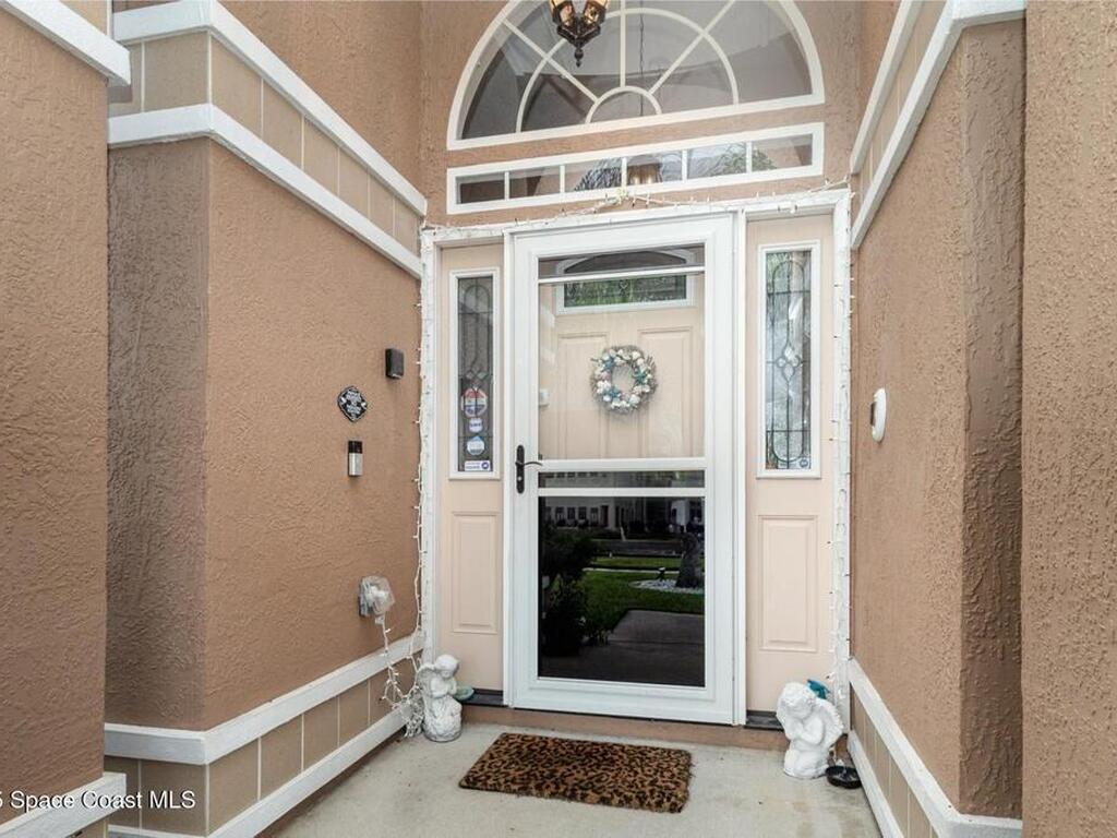 2938 Pembridge Street, Kissimmee, FL 34747