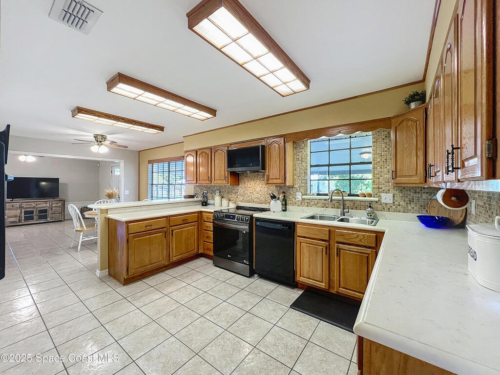 534 Minnow Court, Kenansville, FL 34739