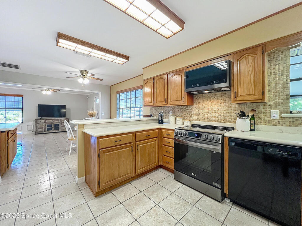 534 Minnow Court, Kenansville, FL 34739