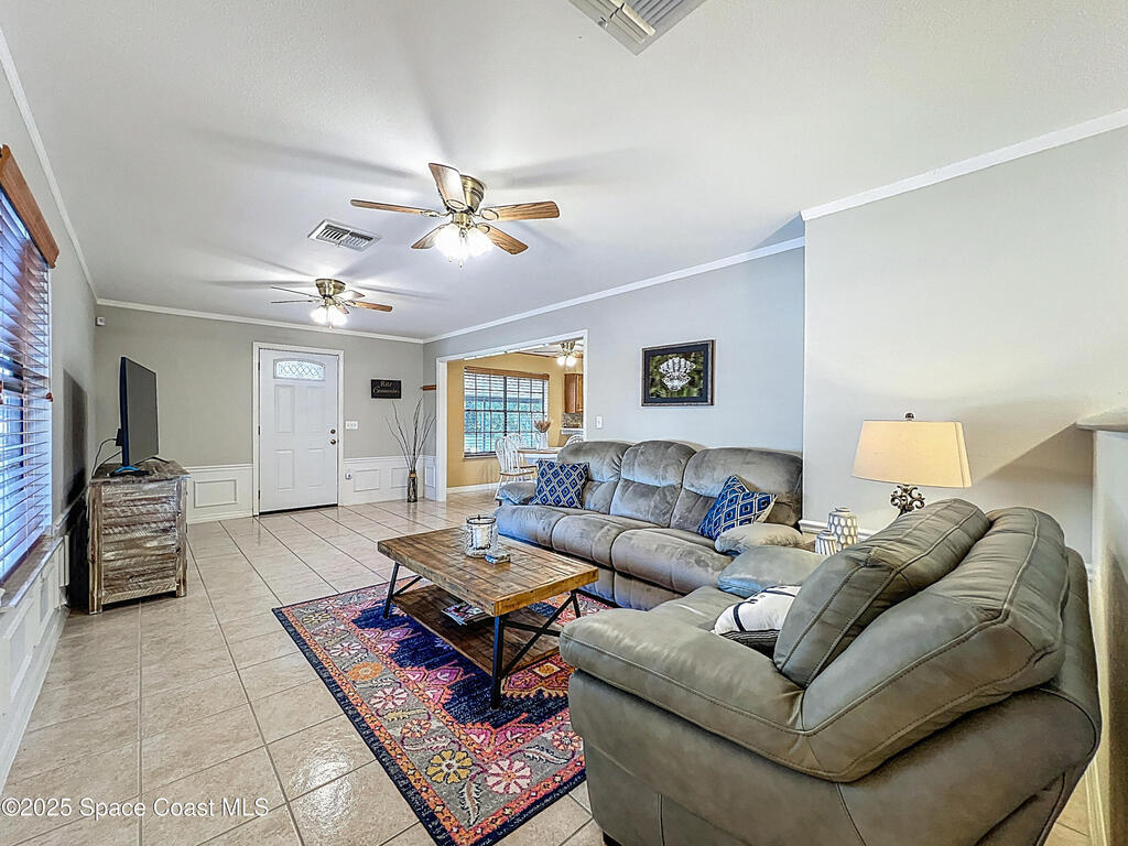 534 Minnow Court, Kenansville, FL 34739