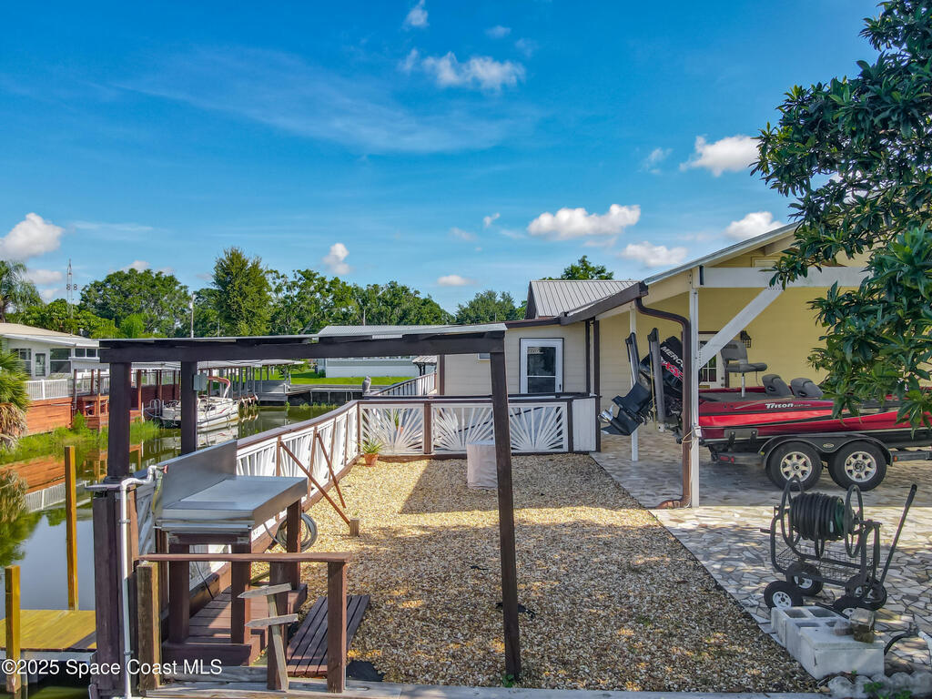 534 Minnow Court, Kenansville, FL 34739