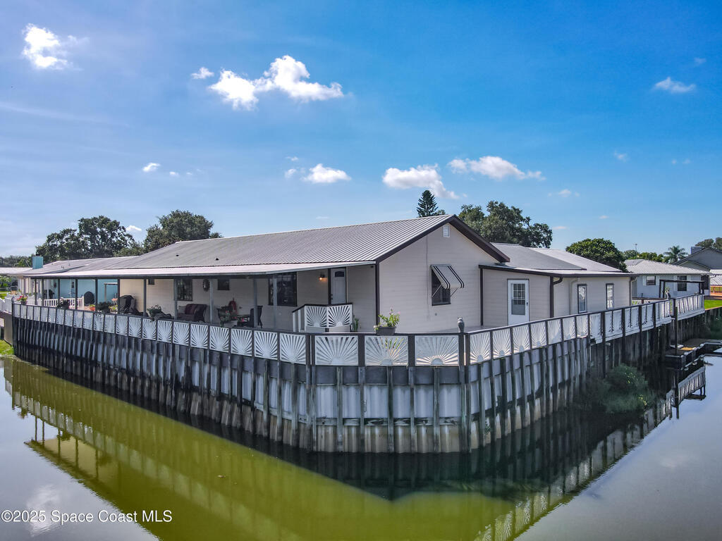 534 Minnow Court, Kenansville, FL 34739