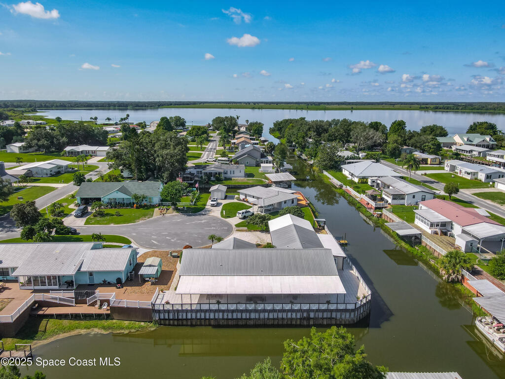 534 Minnow Court, Kenansville, FL 34739