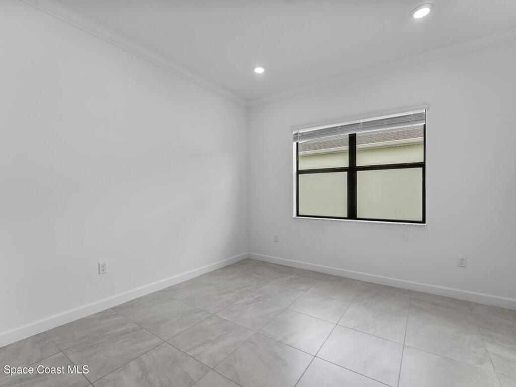 963 Great Belt Circle, Melbourne, FL 32940