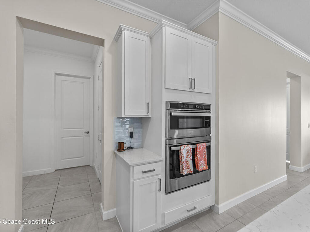 963 Great Belt Circle, Melbourne, FL 32940