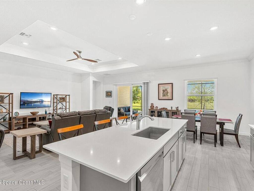 1233 Great Belt Circle, Melbourne, FL 32940