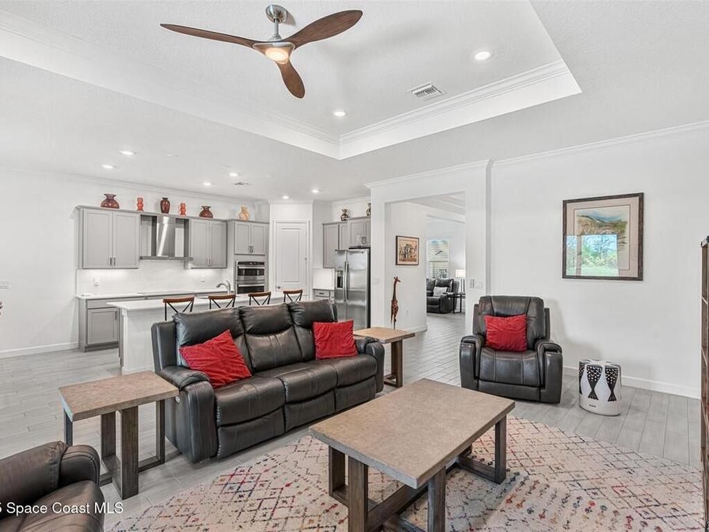 1233 Great Belt Circle, Melbourne, FL 32940