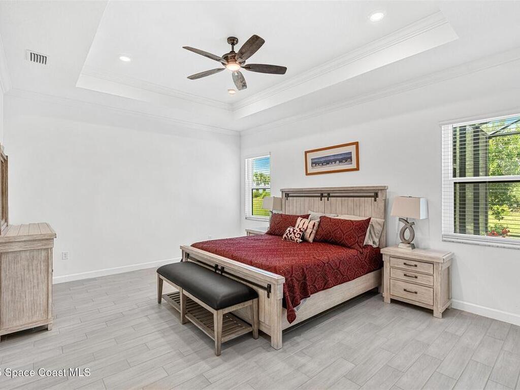 1233 Great Belt Circle, Melbourne, FL 32940