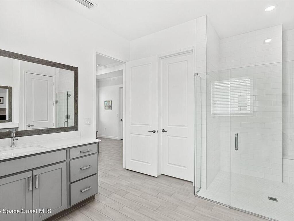 1233 Great Belt Circle, Melbourne, FL 32940