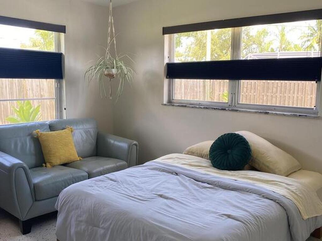 403 21st Place, Vero Beach, FL 32962