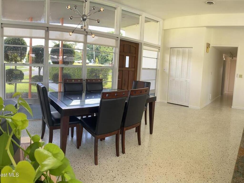 403 21st Place, Vero Beach, FL 32962