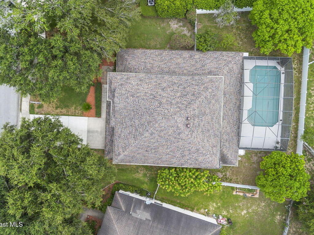 729 Strihal Loop, Oakland, FL 34787