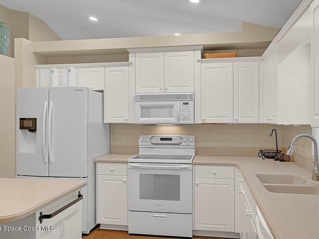 871 Misty Creek Drive, Melbourne, FL 32940