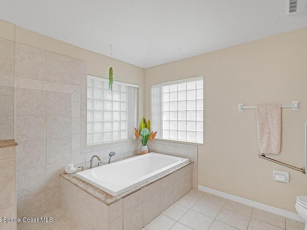 871 Misty Creek Drive, Melbourne, FL 32940