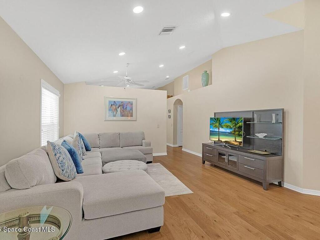 871 Misty Creek Drive, Melbourne, FL 32940