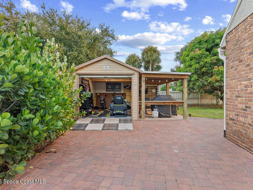 4065 Leona Court, Merritt Island, FL 32952