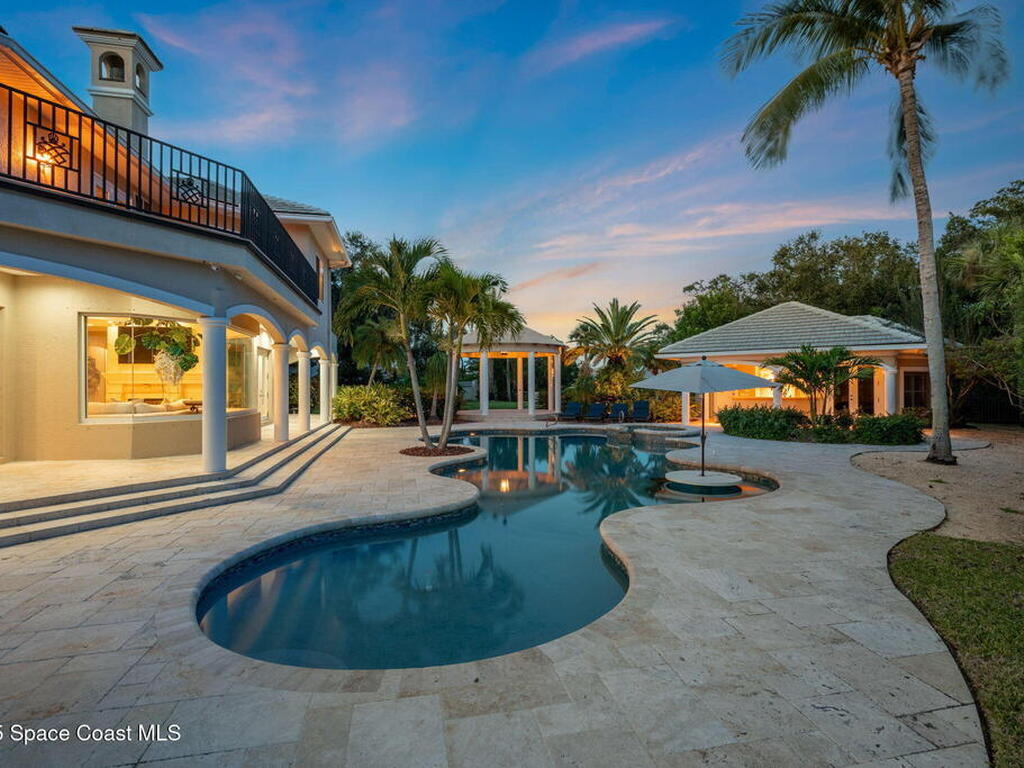 154 Lansing Island Drive, Indian Harbour Beach, FL 32937