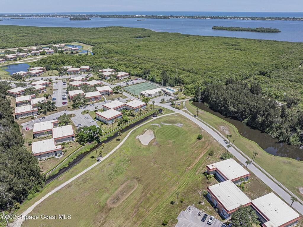 47 Woodland Drive, Vero Beach, FL 32962