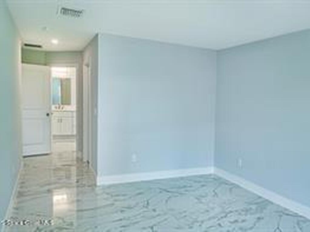 9480 84 Street, Vero Beach, FL 32967