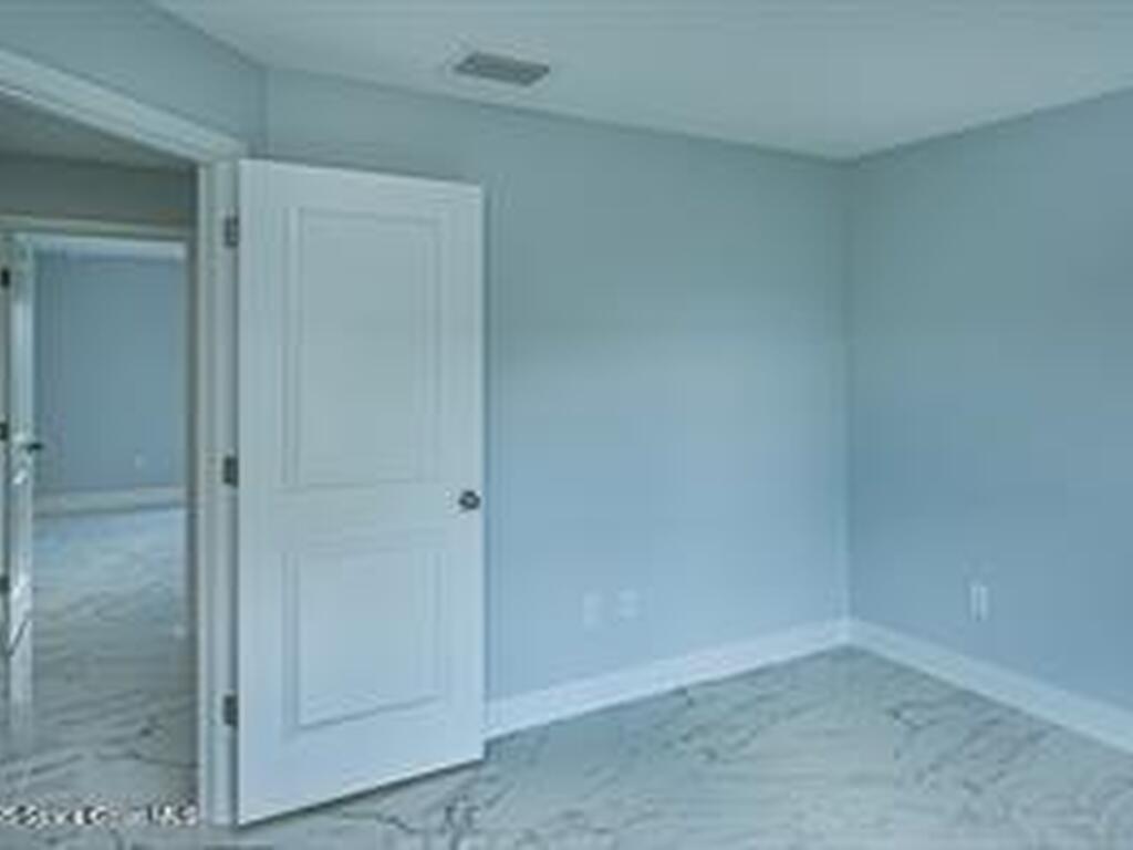 9480 84 Street, Vero Beach, FL 32967