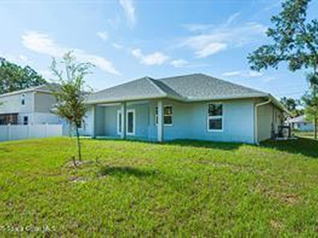 9480 84 Street, Vero Beach, FL 32967