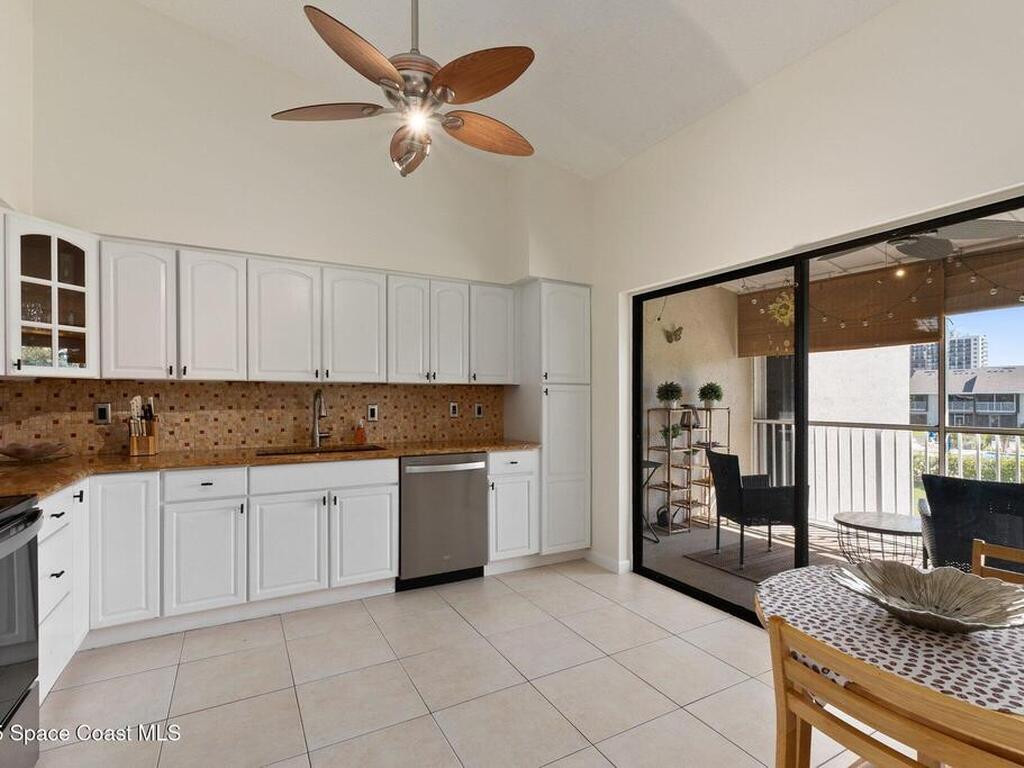 3212 S Lakeview Circle, Fort Pierce, FL 34949