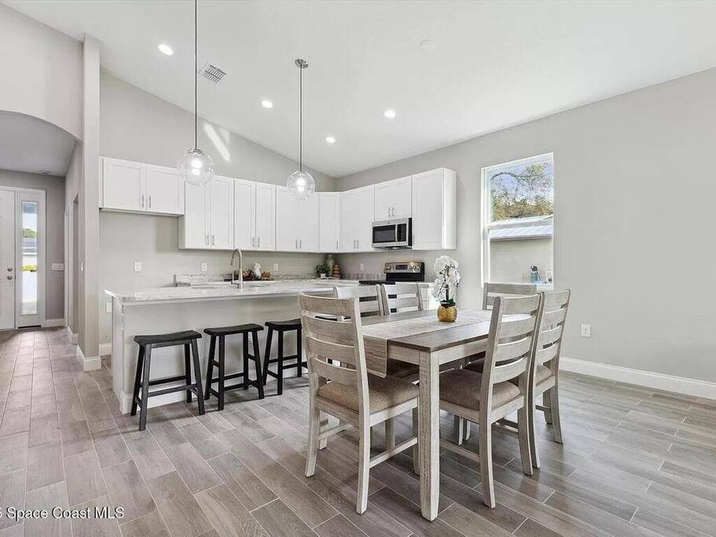 460 Grenadier Avenue, Palm Bay, FL 32907