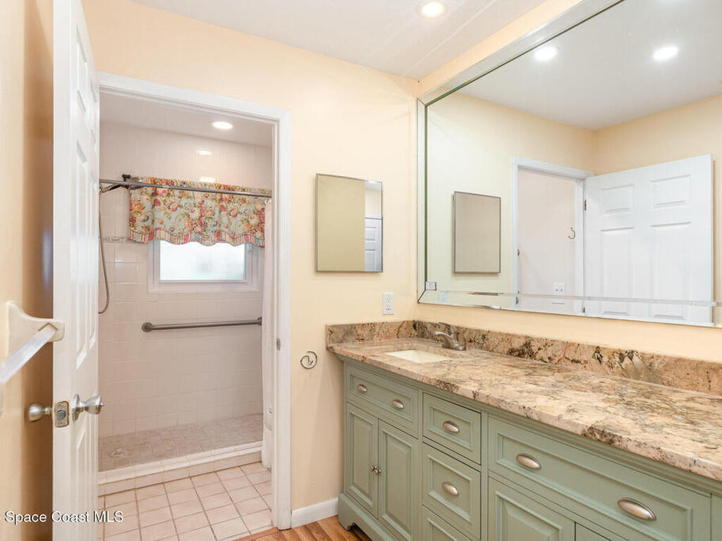 1355 Mayflower Avenue, Melbourne, FL 32940