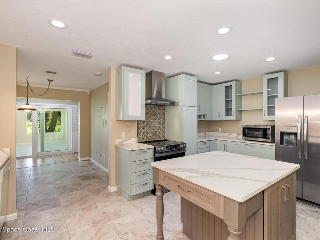 1355 Mayflower Avenue, Melbourne, FL 32940