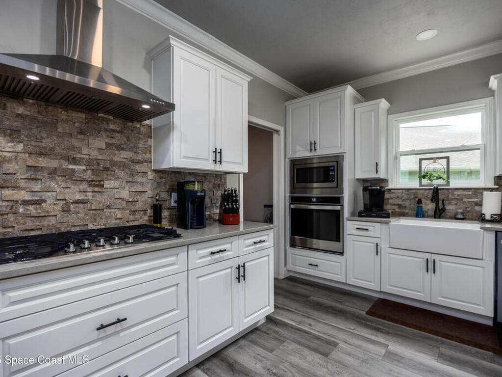 1735 SW 70th Circle, Gainesville, FL 32607