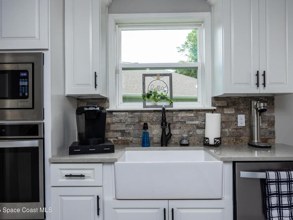 1735 SW 70th Circle, Gainesville, FL 32607