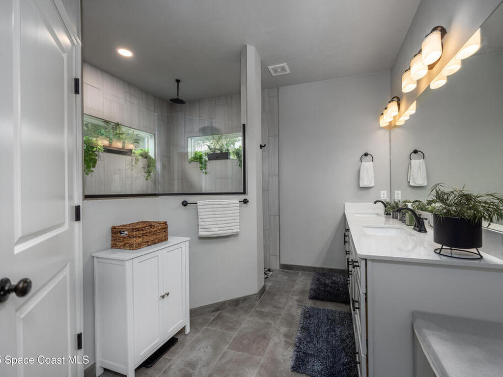 1735 SW 70th Circle, Gainesville, FL 32607