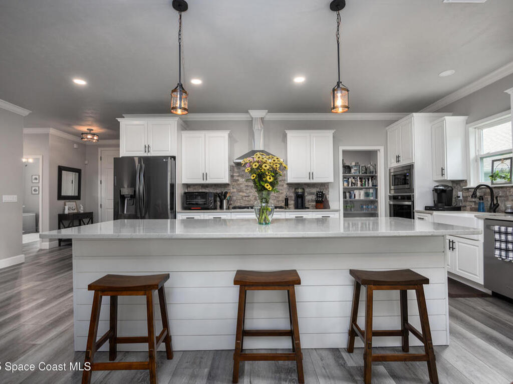 1735 SW 70th Circle, Gainesville, FL 32607