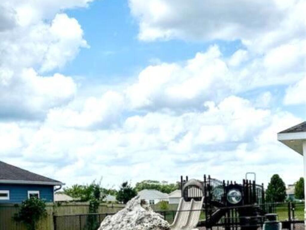 1735 SW 70th Circle, Gainesville, FL 32607