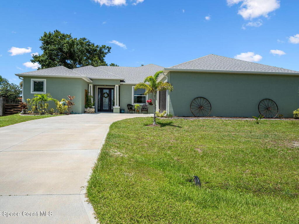 898 Gera Avenue, Palm Bay, FL 32907