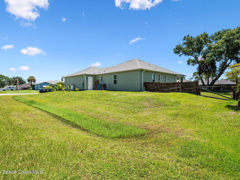 898 Gera Avenue, Palm Bay, FL 32907