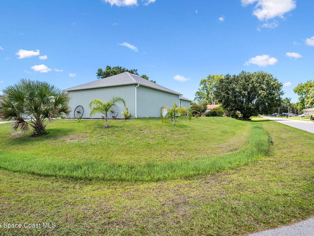 898 Gera Avenue, Palm Bay, FL 32907