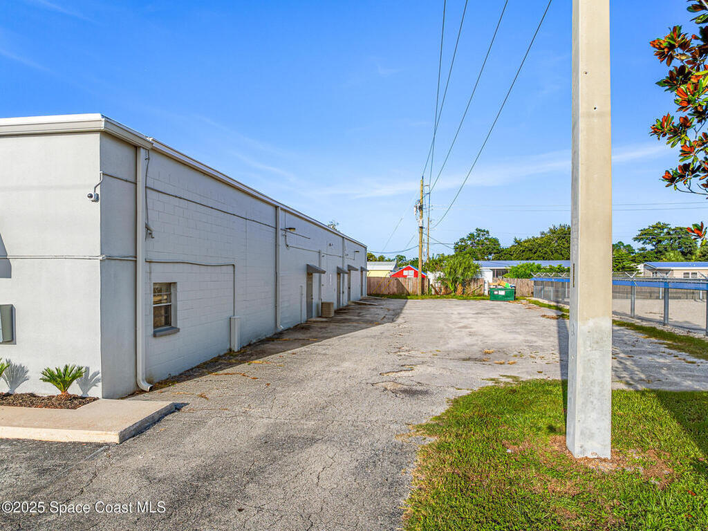 1865 N Wickham Road, Melbourne, FL 32935