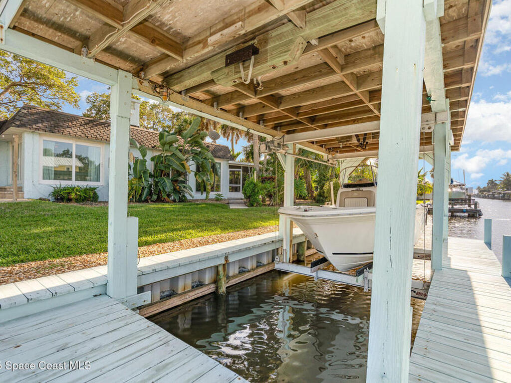322 Arrowhead Lane, Melbourne Beach, FL 32951