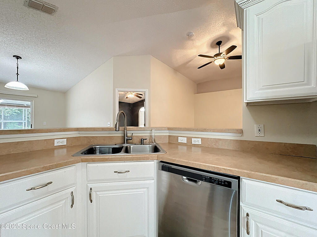 4021 Stonefield Drive, Orlando, FL 32826