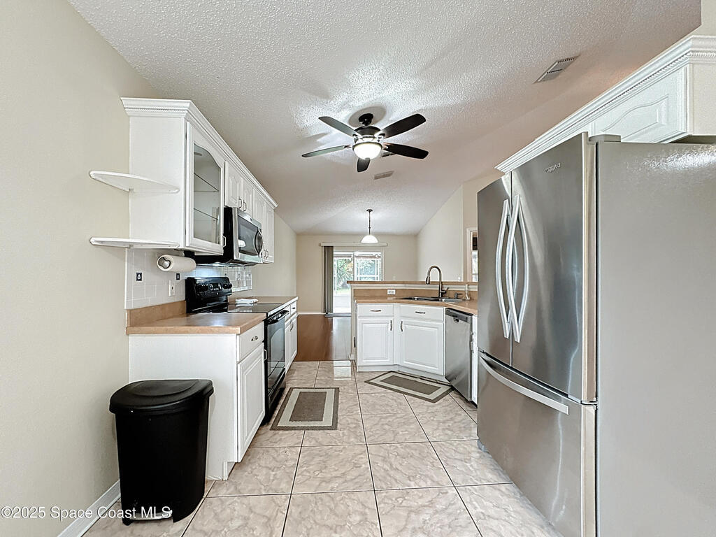 4021 Stonefield Drive, Orlando, FL 32826