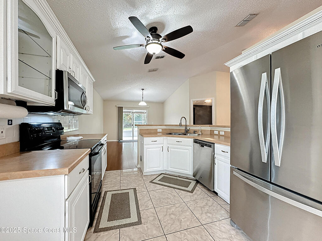 4021 Stonefield Drive, Orlando, FL 32826