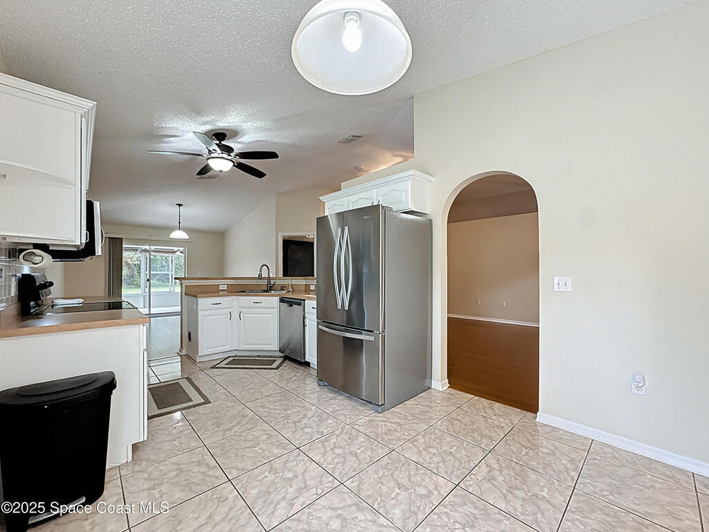 4021 Stonefield Drive, Orlando, FL 32826