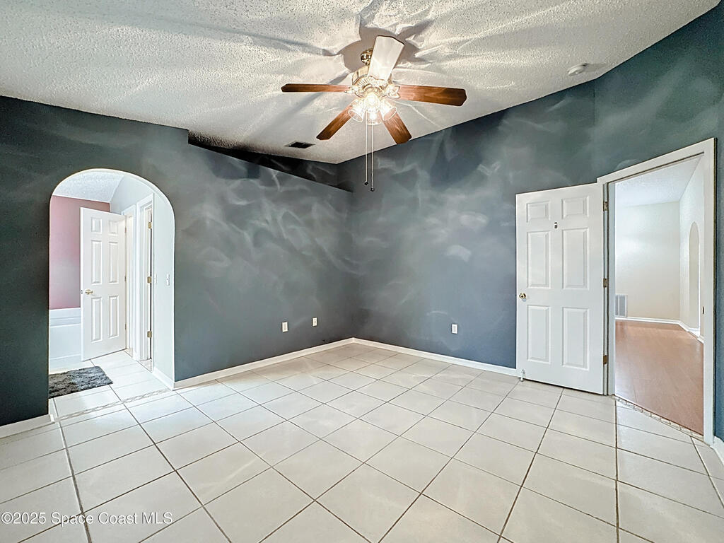 4021 Stonefield Drive, Orlando, FL 32826