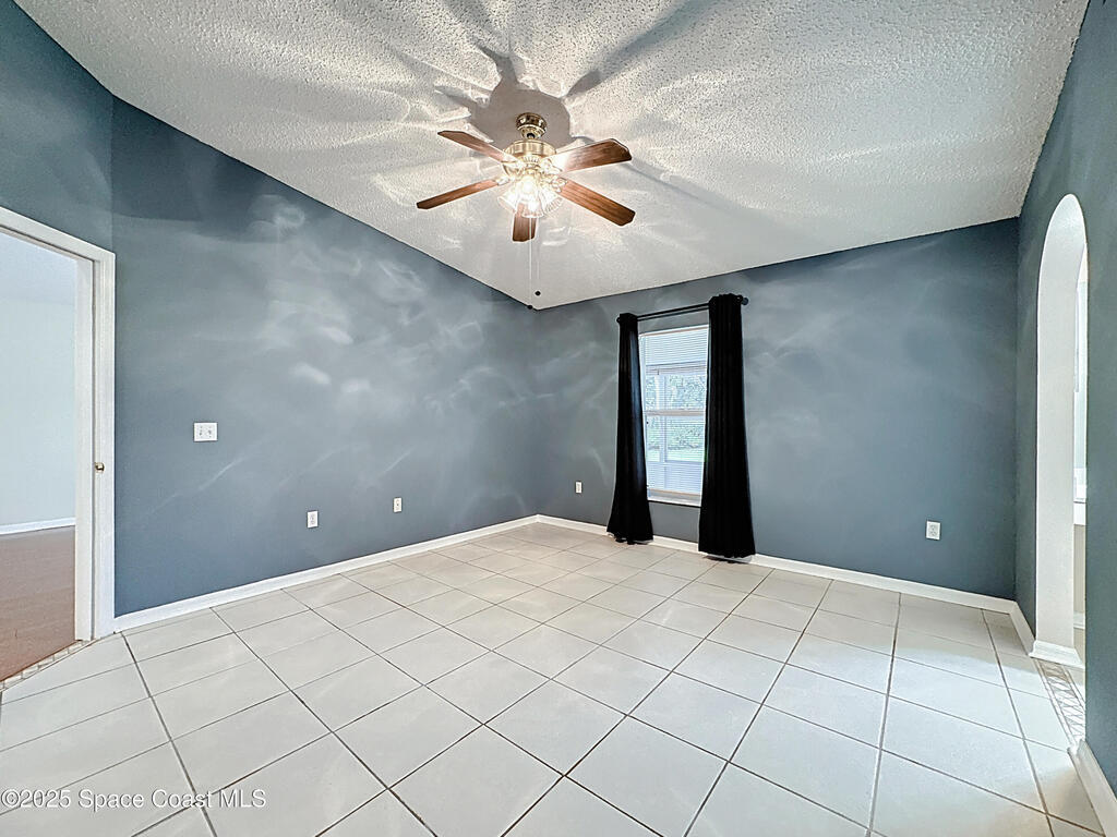 4021 Stonefield Drive, Orlando, FL 32826